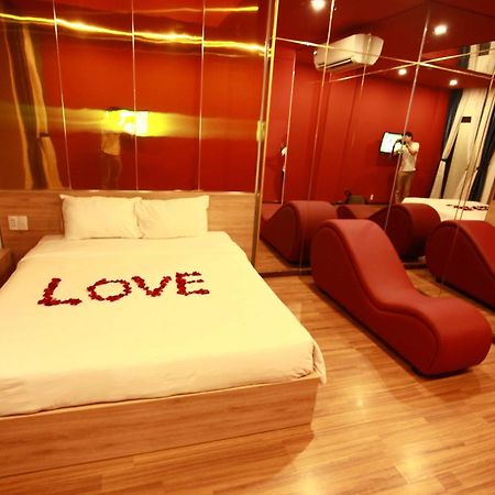 Mata Love Hotel Da Nang Zewnętrze zdjęcie